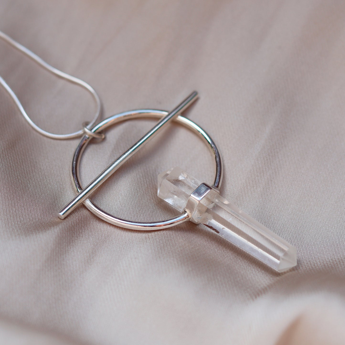 Hakari Necklace with Clear Quartz