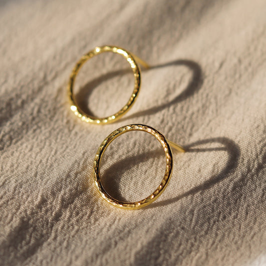 One Earrings