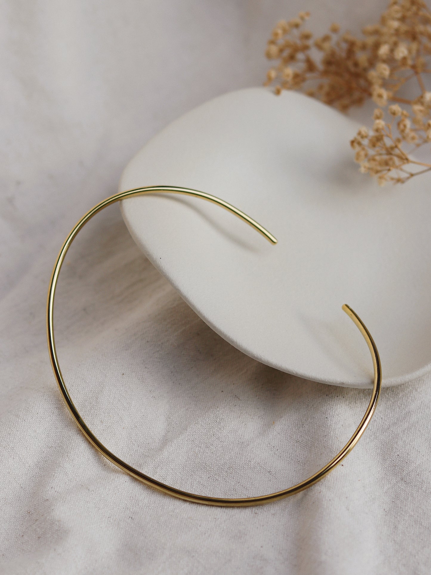 Ajja Neck Cuff