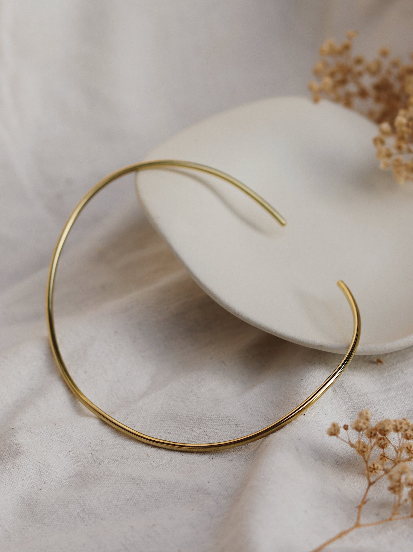 Ajja Neck Cuff