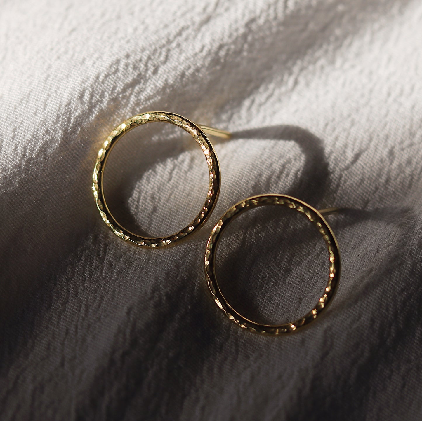 One Earrings