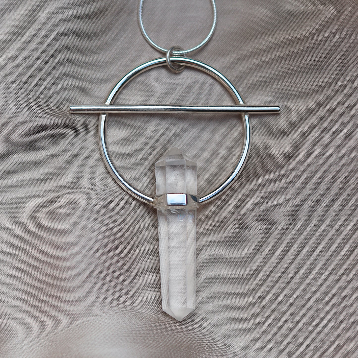 Hakari Necklace with Clear Quartz