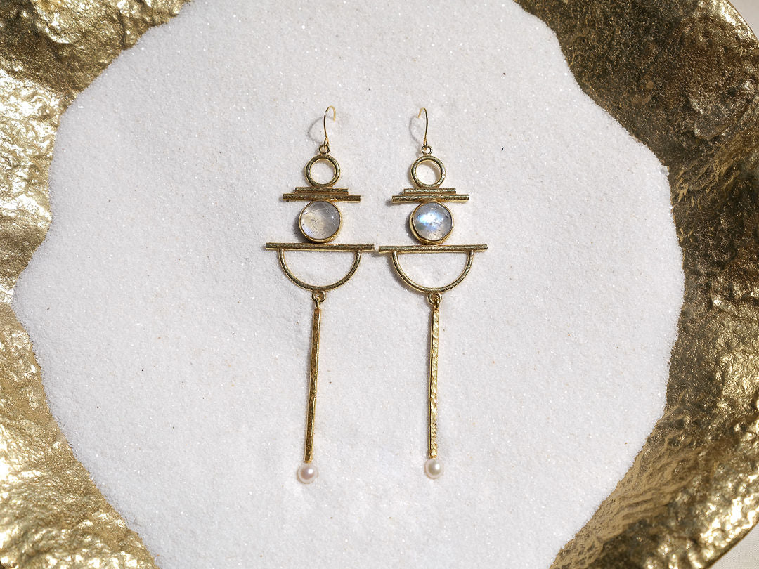Indah Earrings with Moonstone and Pearl