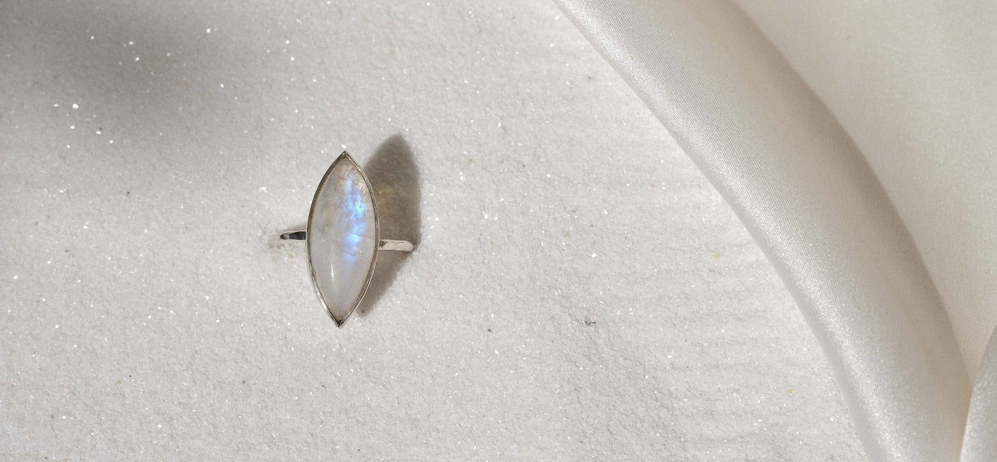 Ring with Rainbow Moonstone