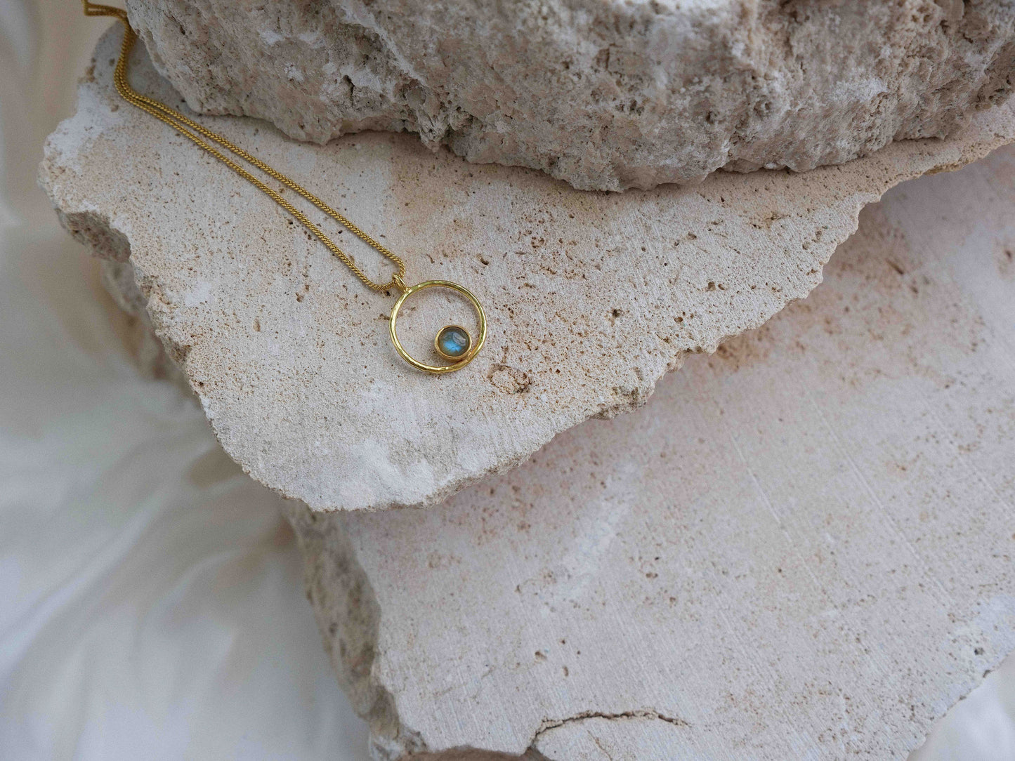 Lunafea Necklace with Labradorite