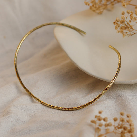 Ajja Textured Neck Cuff