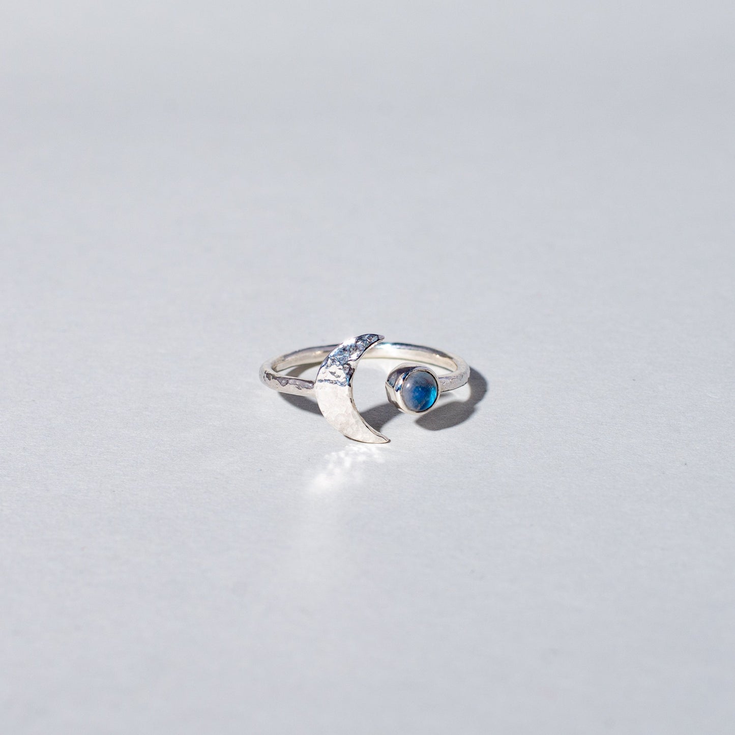 Dakini Gyűrű Szivárvány Holdkővel