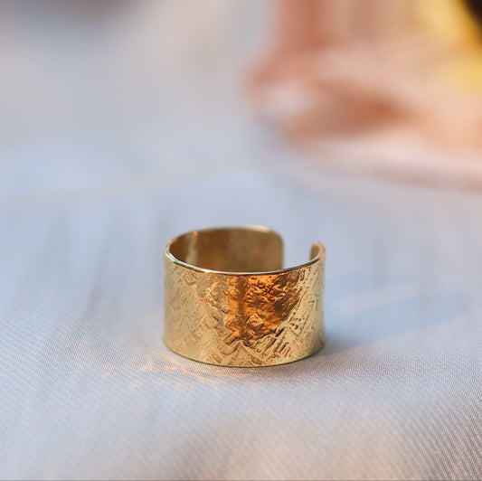 Ajja Textured Ring