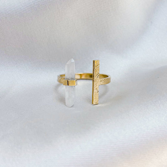 Citlali Opened Ring with Raw Clear Quartz
