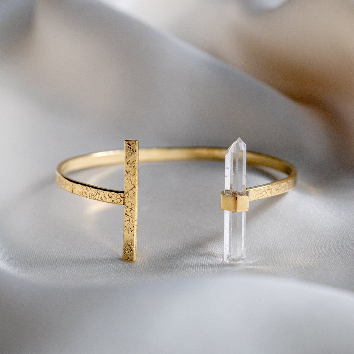 Citlali Opened Cuff with Clear Quartz