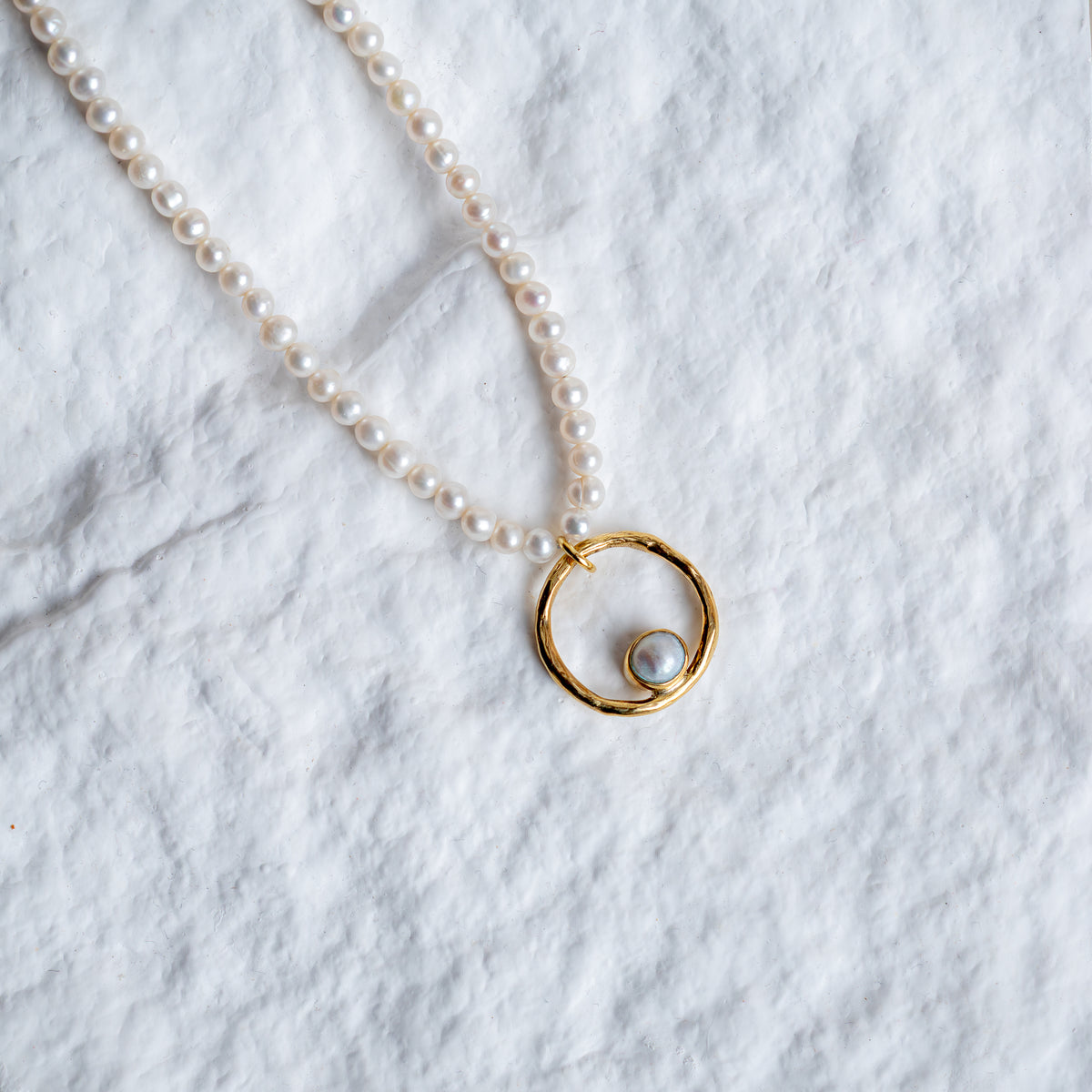 Lunafea Necklace with Pearl
