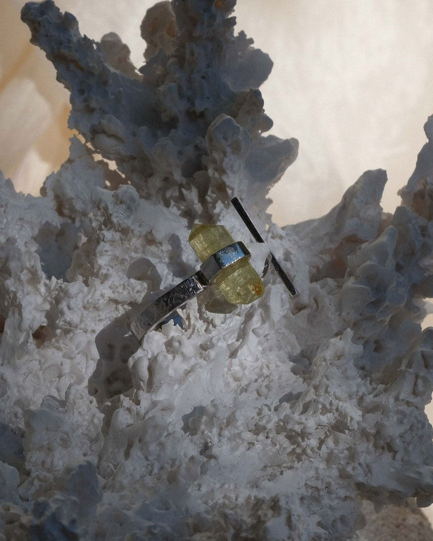 Citlali Opened Ring with Green Apatite