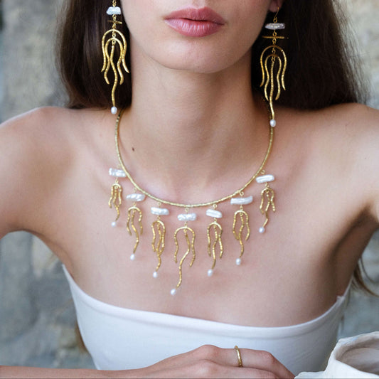 Jata Collar Necklace with Pearl