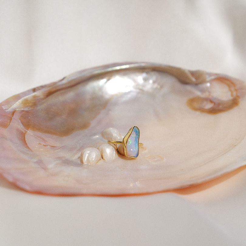 Lunafea Ring with Raw Opal