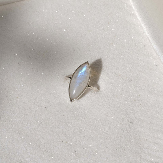Ring with Rainbow Moonstone