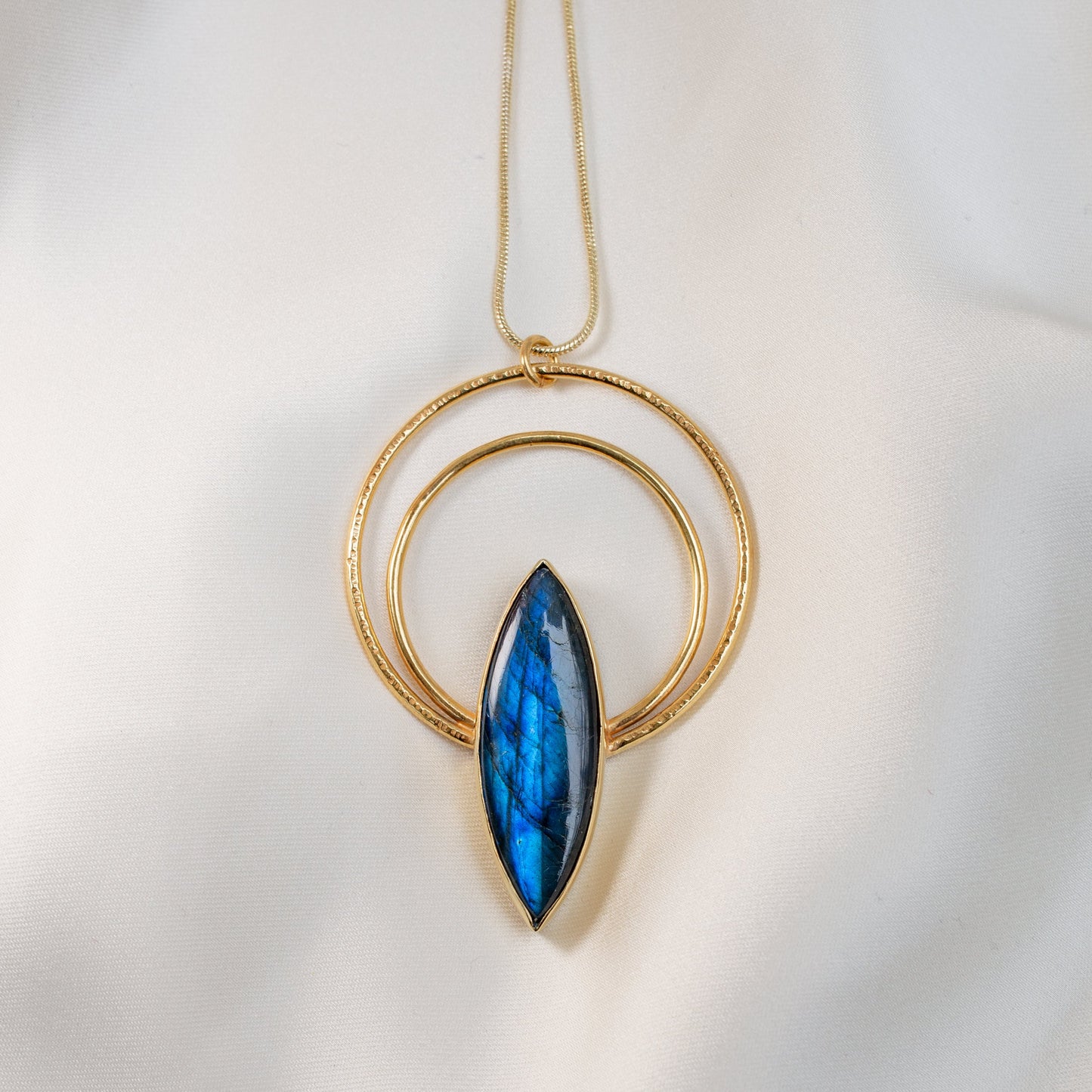 Mara Necklace with Labradorite