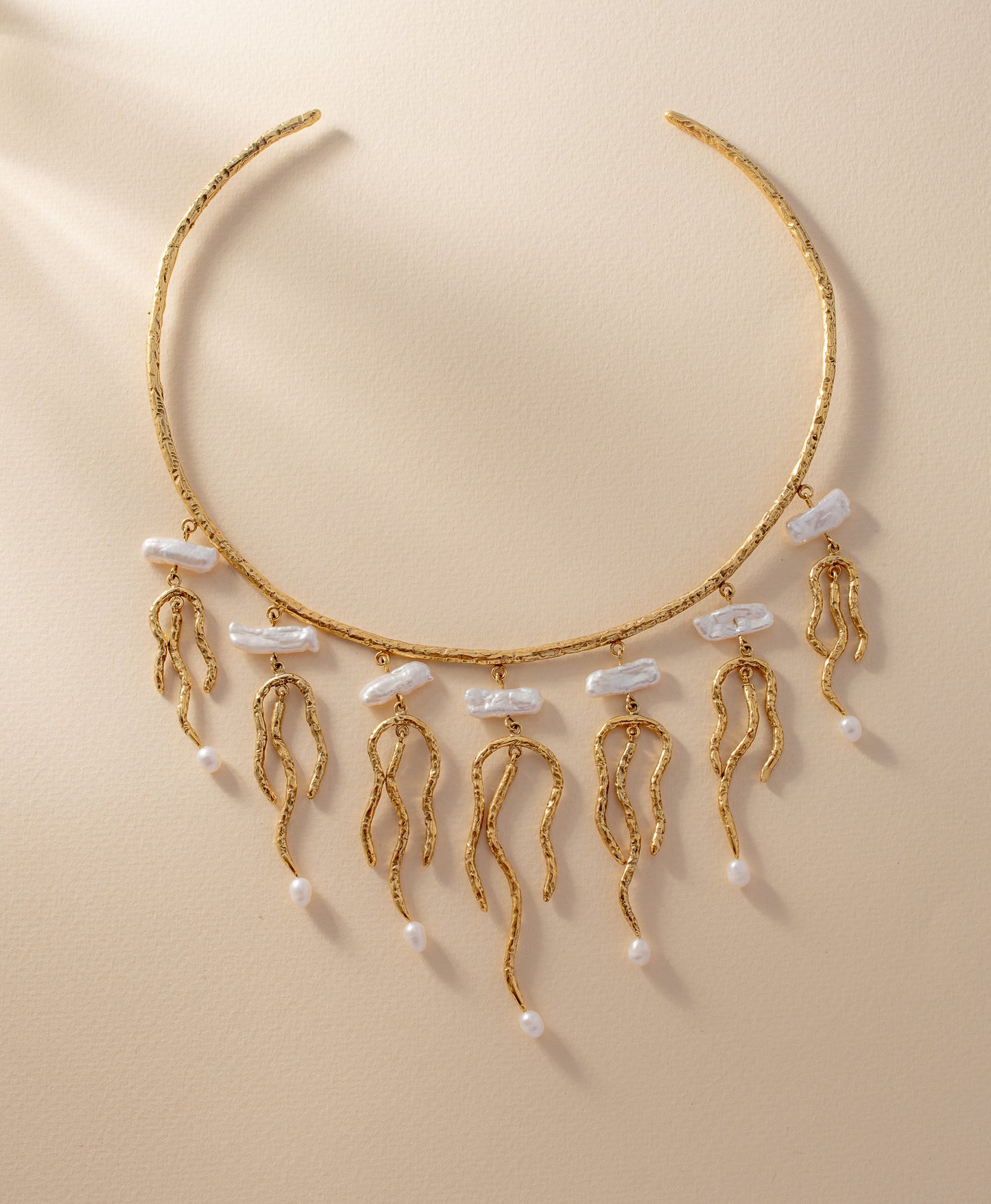 Jata Collar Necklace with Pearl