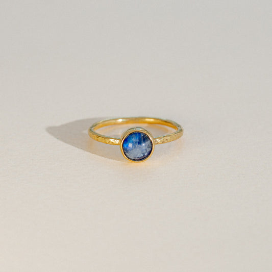 Lunafea Ring with Moonstone