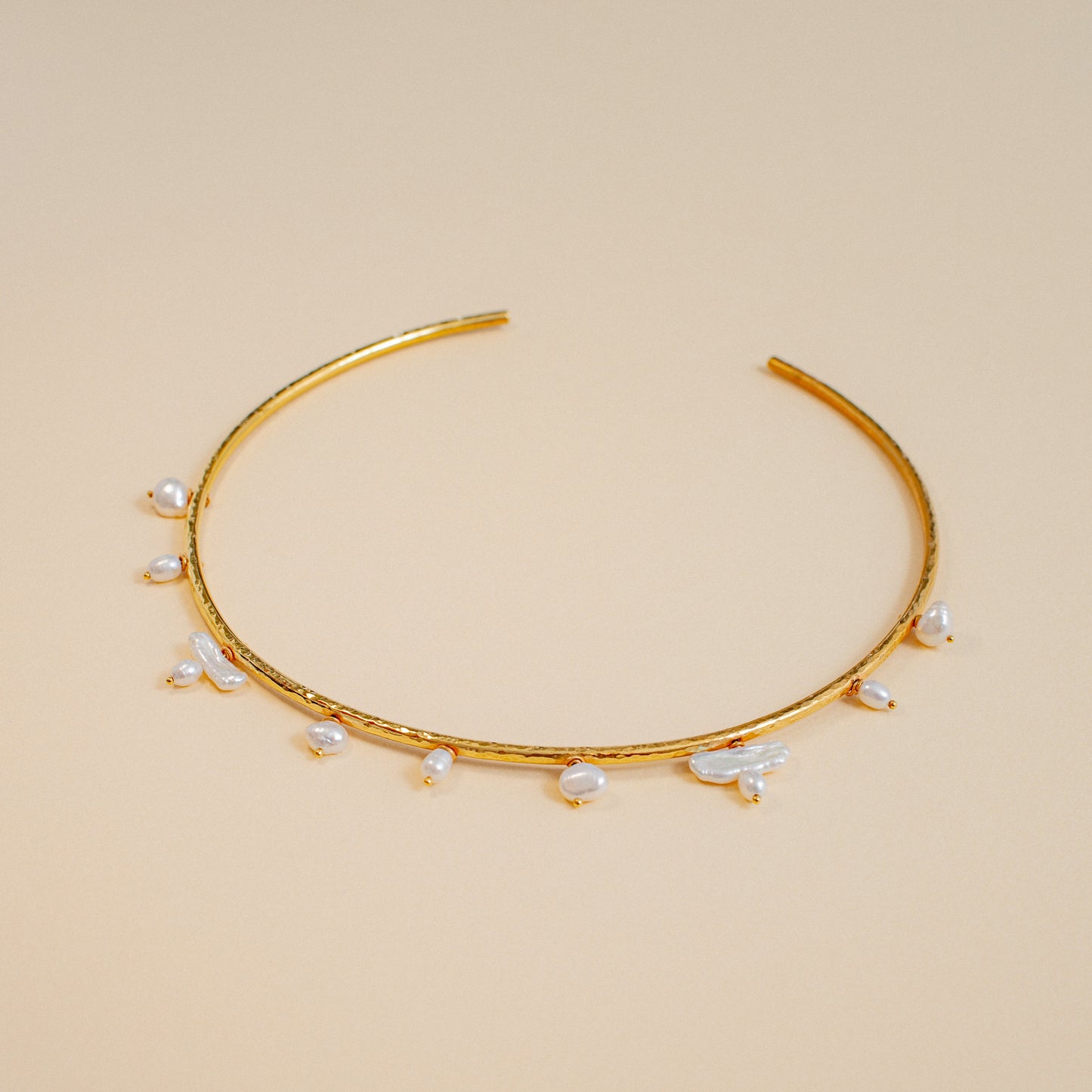 Ajja Textured Neck Cuff with Pearl