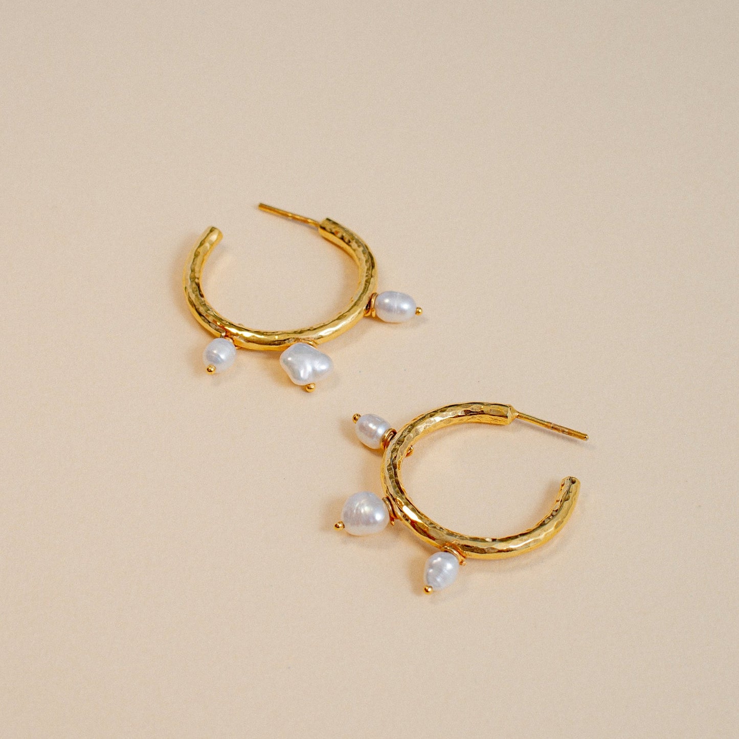 Ajja Textured Earrings with Pearl