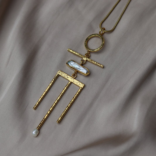 Hetaira Necklace with Pearl